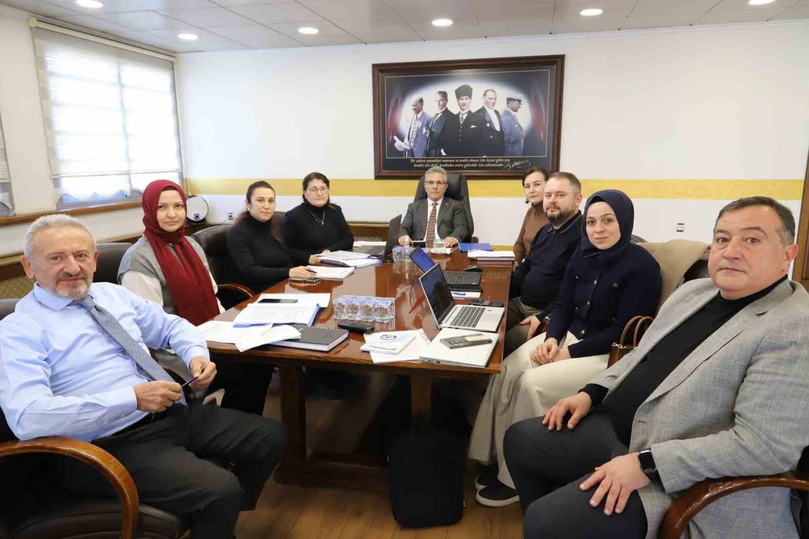 Nazilli Belediyesi&rsquo;nde 3 yıllık toplu iş s&ouml;zleşmesi imzalandı
