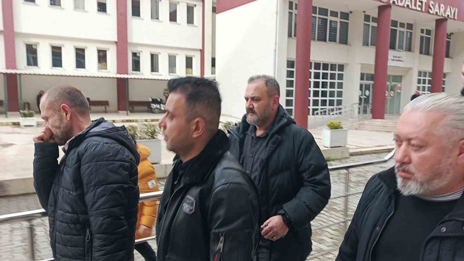 G&uuml;ll&uuml;&rsquo;n&uuml;n kızının eski nişanlısı Kervan Eminoğlu adli kontrolle serbest bırakıldı
