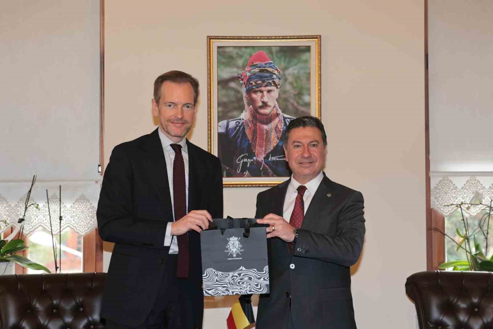 Başkan Aras Belçika Krallığı Ankara Büyükelçisini ağırladı