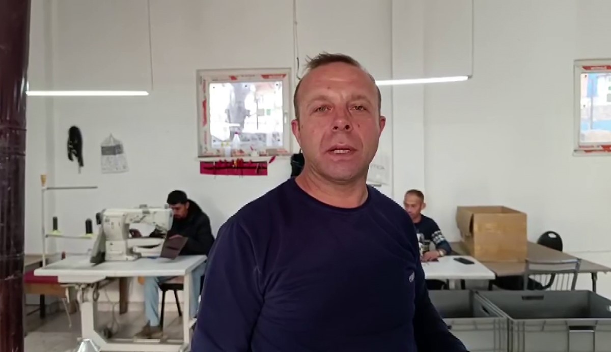 Köyden İstanbul’a çanta imalatı