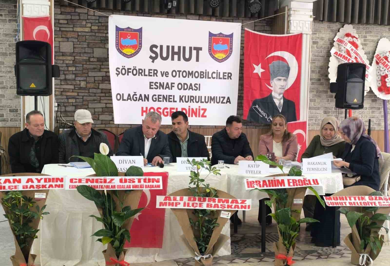 Şuhut&rsquo;ta şof&ouml;rler ve otomobilciler esnafı sandık başına gitti
