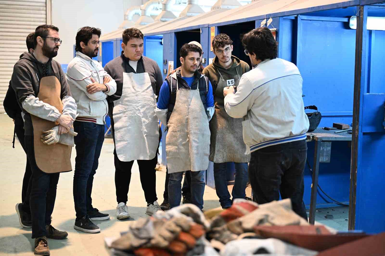 BTSO MESYEB nitelikli ve belgeli iş g&uuml;c&uuml;n&uuml;n adresi oldu
