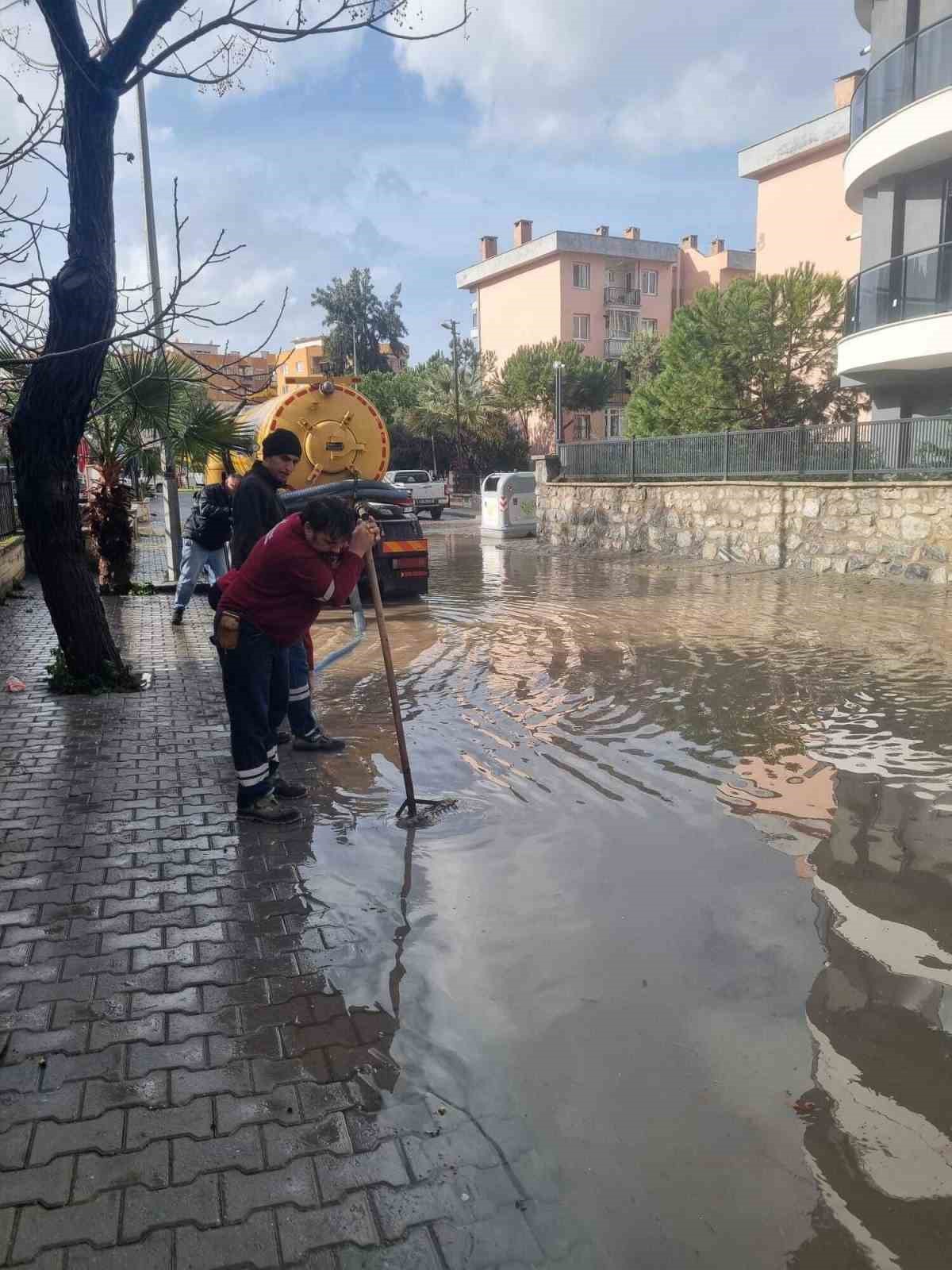 Başkan G&uuml;nel: "Afetler, tedbirler alınırsa yaşanmaz"
