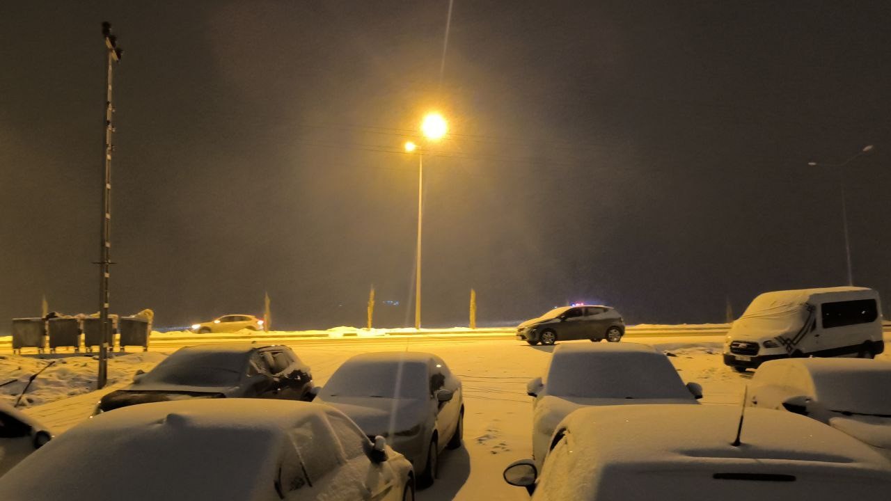 Gercüş’te kar nedeni ile 58 köy yolu ulaşıma kapandı