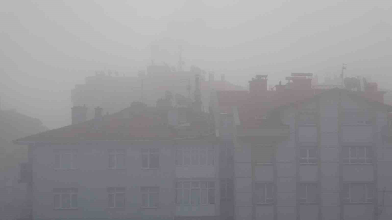 Konya’da yoğun sis etkili oluyor