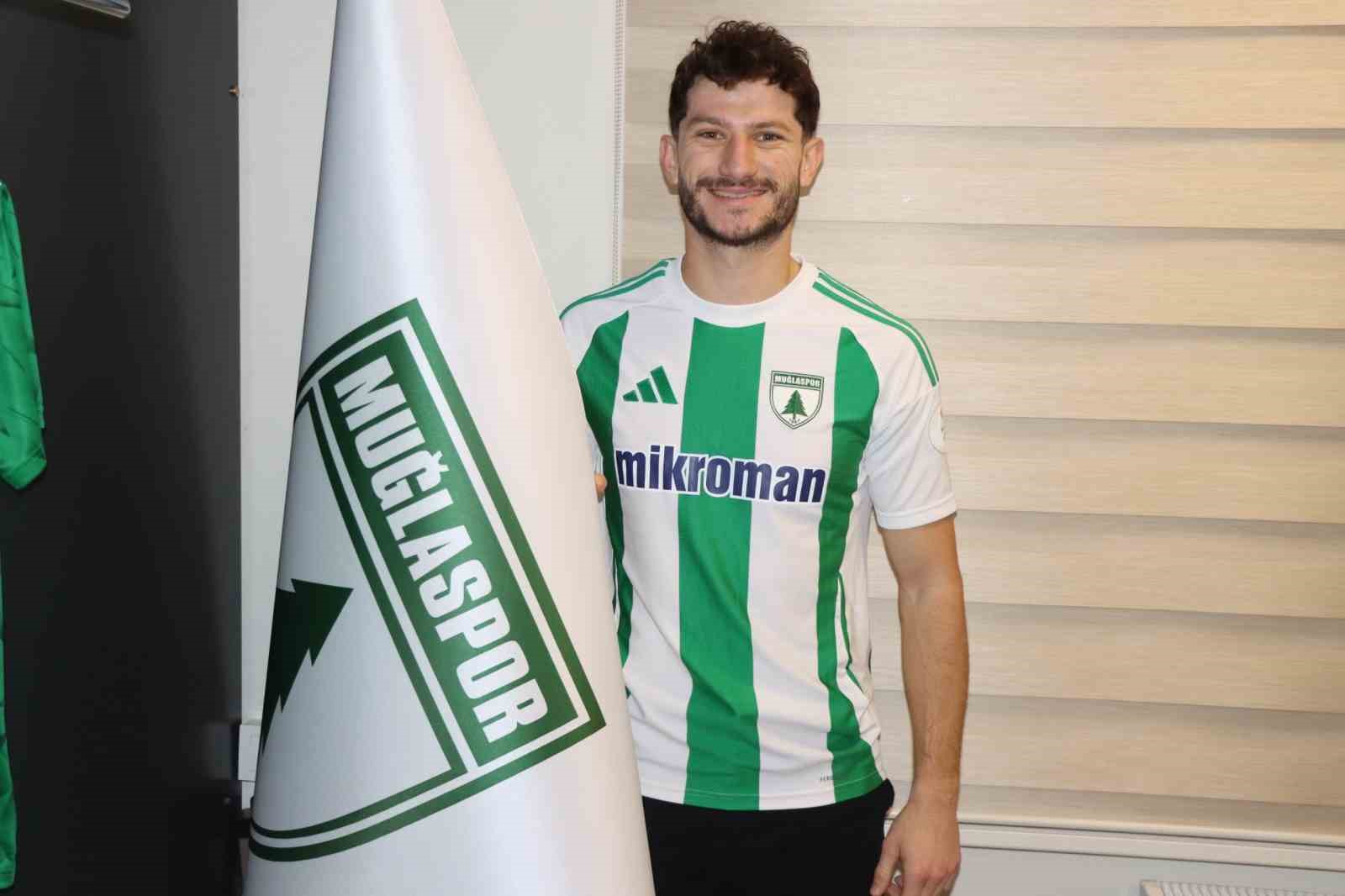 Muğlaspor orta sahaya oyuncusu Temelci&rsquo;yi renklerine bağladı
