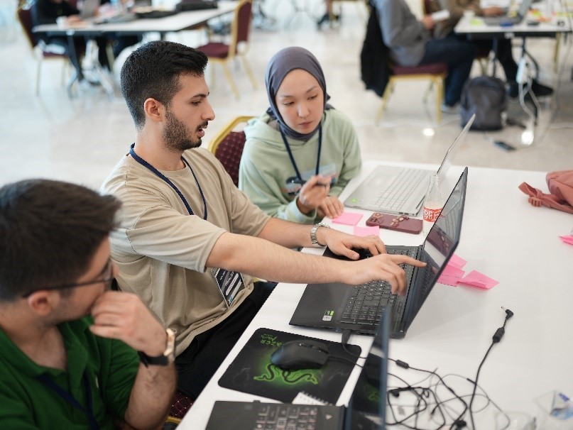 Bakan Uraloğu: "G&uuml;venli internet hizmeti abone sayısı 55 milyon kişiyi aştı"
