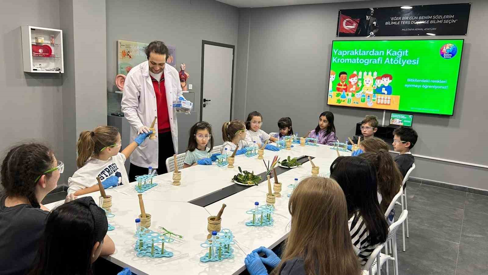 Nilüferli çocuklar hem eğleniyorlar, hem öğreniyorlar