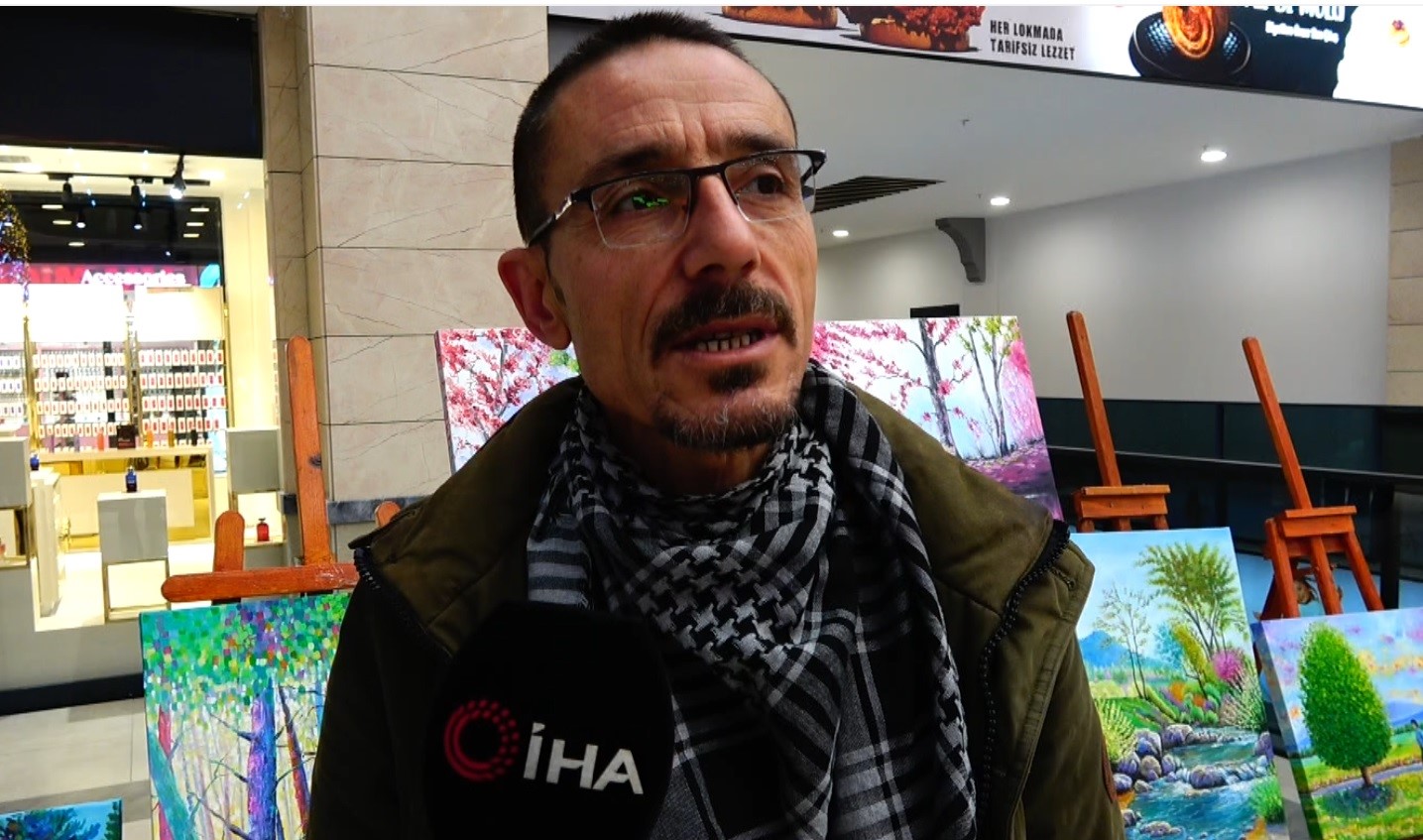 Duyguların tuvale yansıdığı sergi, sanatseverlerin izlenimleriyle sona erdi