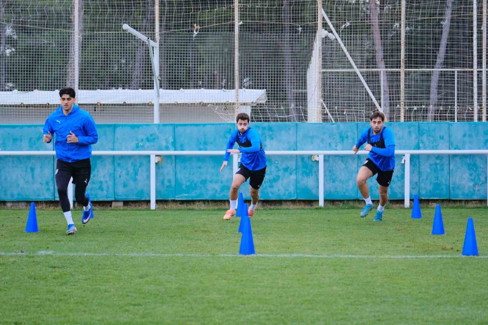 Burhan Eşer: "Bodrum FK ayağa kalkmasını bilmiştir, burası büyük bir camia"