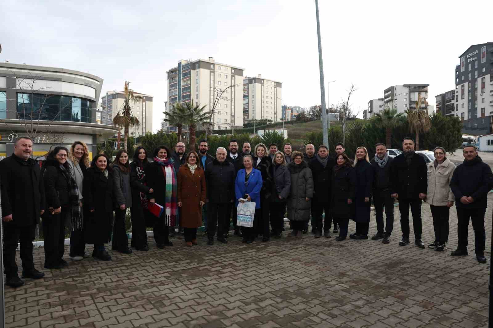 Başkan Şadi Özdemir’e Kızılcıklı’da çocuklardan kaykay park talebi geldi