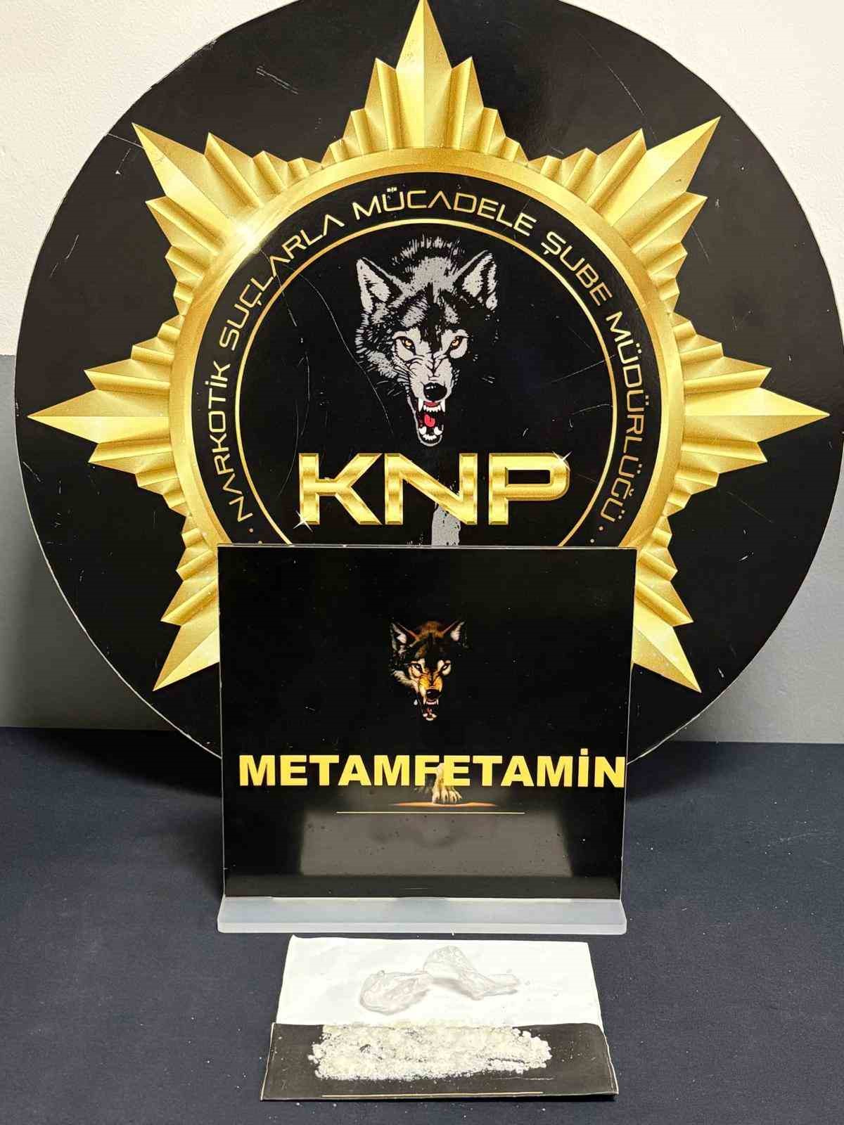 Uyuşturucu operasyonlarında 8 şüpheli hakkında işlem yapıldı