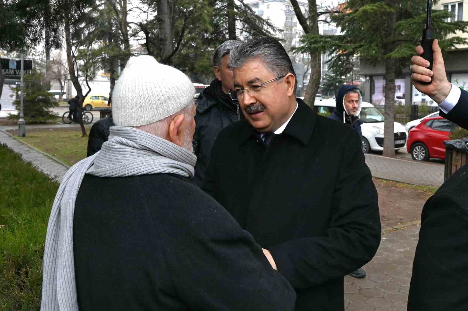 Vali Yılmaz, Başkan Albayrak&rsquo;a başsağlığı diledi
