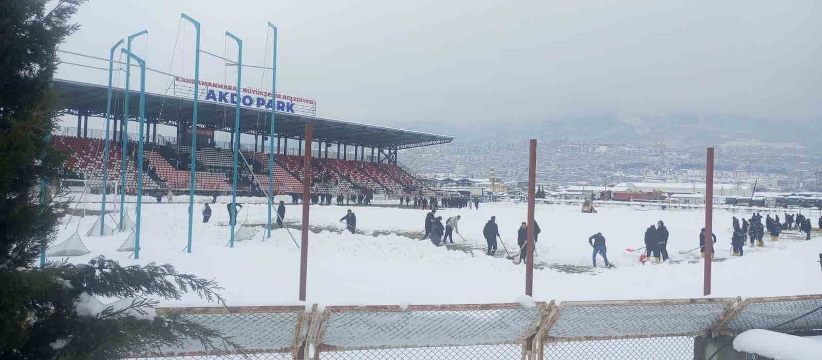 Kahramanmaraş İstiklalspor - 1461 Trabzon FK maçı kar sebebiyle ertelendi