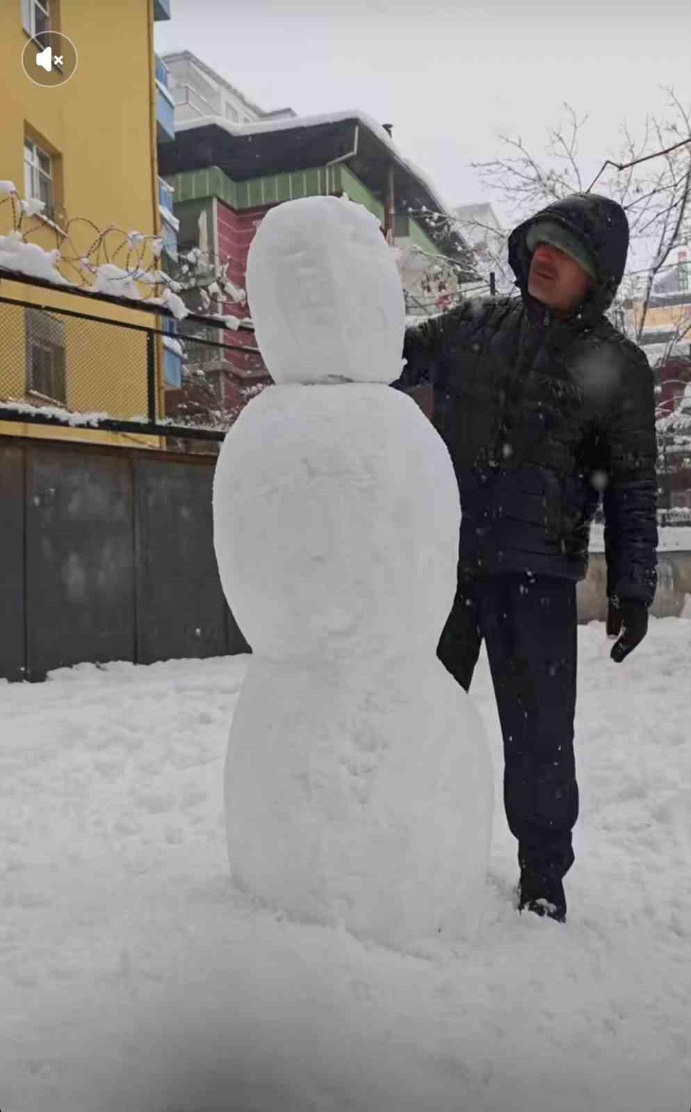Batman’da kardan adamlar kentin simgesi oldu