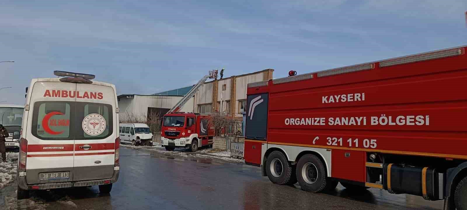 Kayseri’de korkutan fabrika yangını