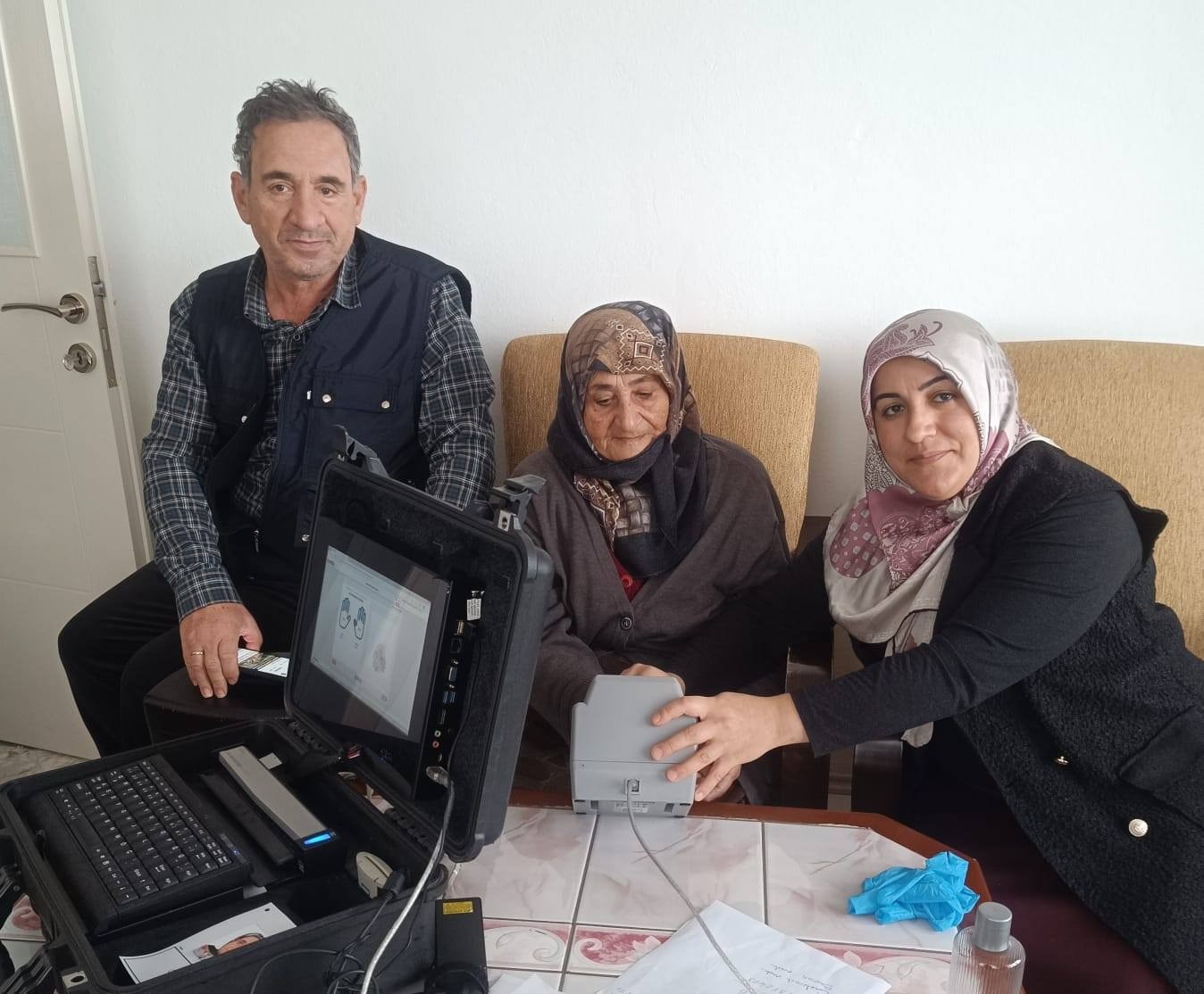 Sinop’ta evde kimlik kartı başvurusu hizmeti sürüyor