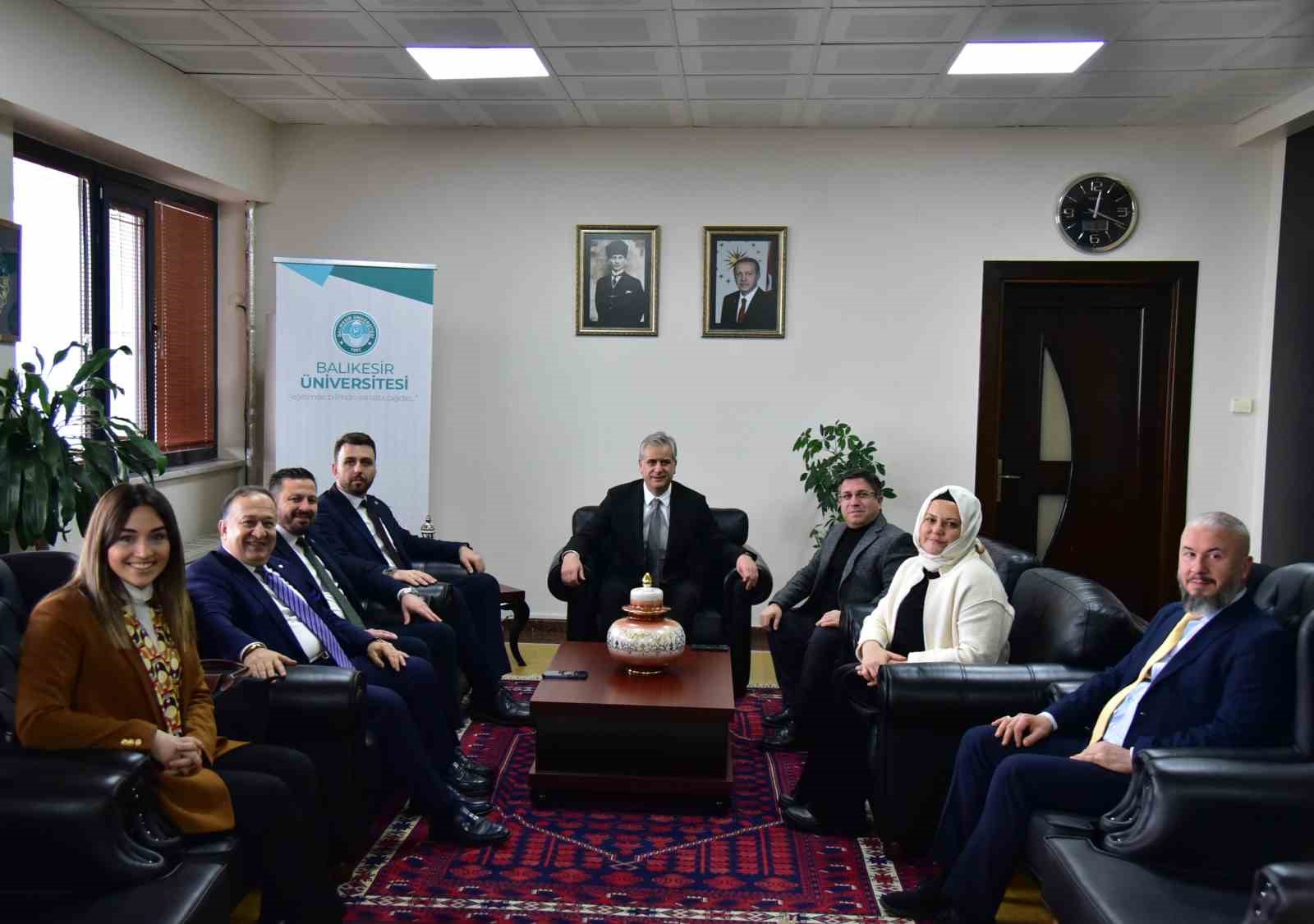 AK Parti Genel Başkan Yardımcısı Yal&ccedil;ın&rsquo;dan Balıkesir &Uuml;niversitesine ziyaret
