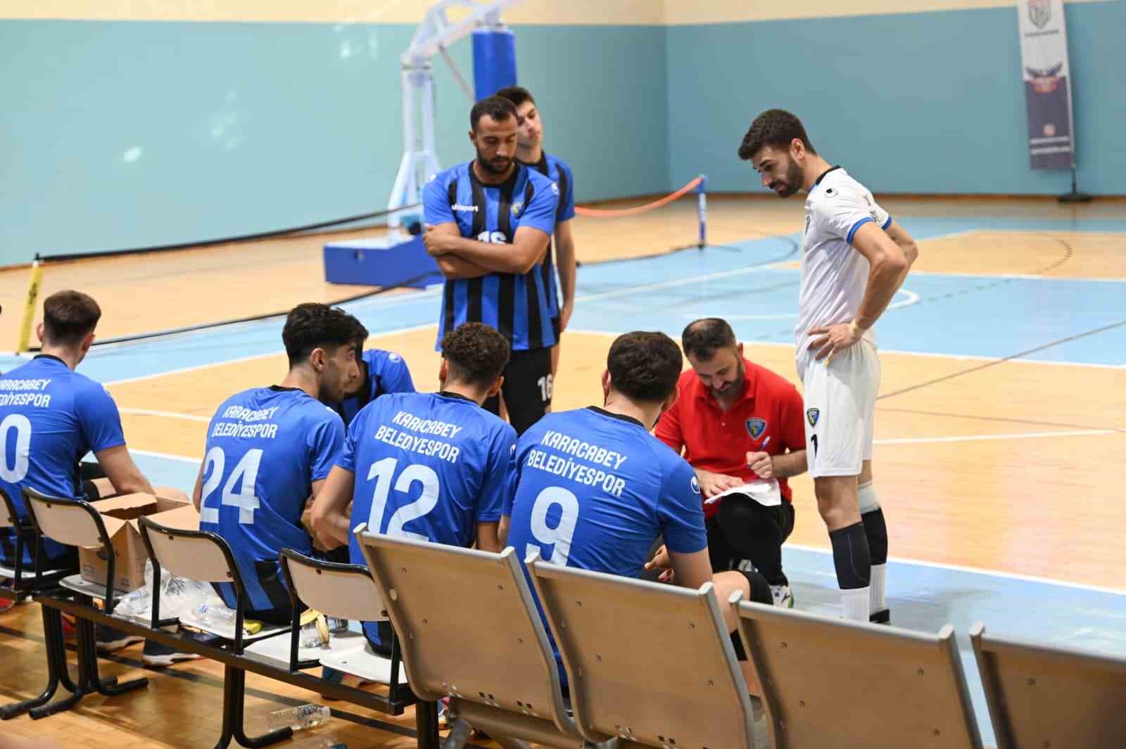 Karacabey Belediyespor&rsquo;un Play-Off umudu son ma&ccedil;a kaldı
