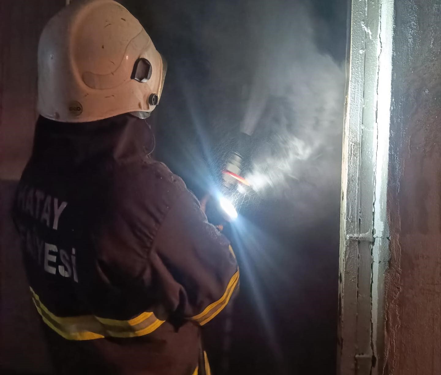 Kumlu’da müstakil ev yangını