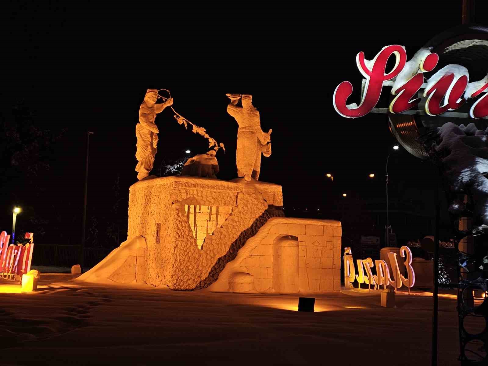 Elazığ &Ccedil;ayda&ccedil;ıra Kavşağı&rsquo;nda kar manzarası
