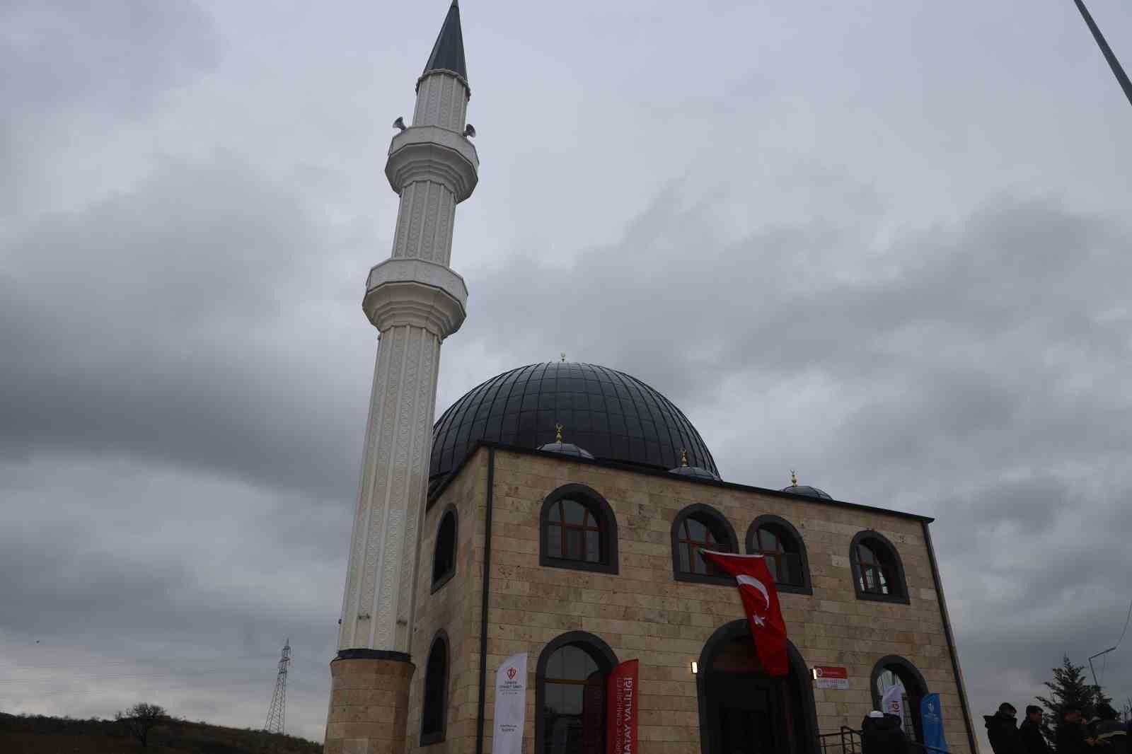 Deprem sonrası inşa edilen 118. cami olan &lsquo;Gazze Şehitleri Camii&rsquo; ibadete açıldı