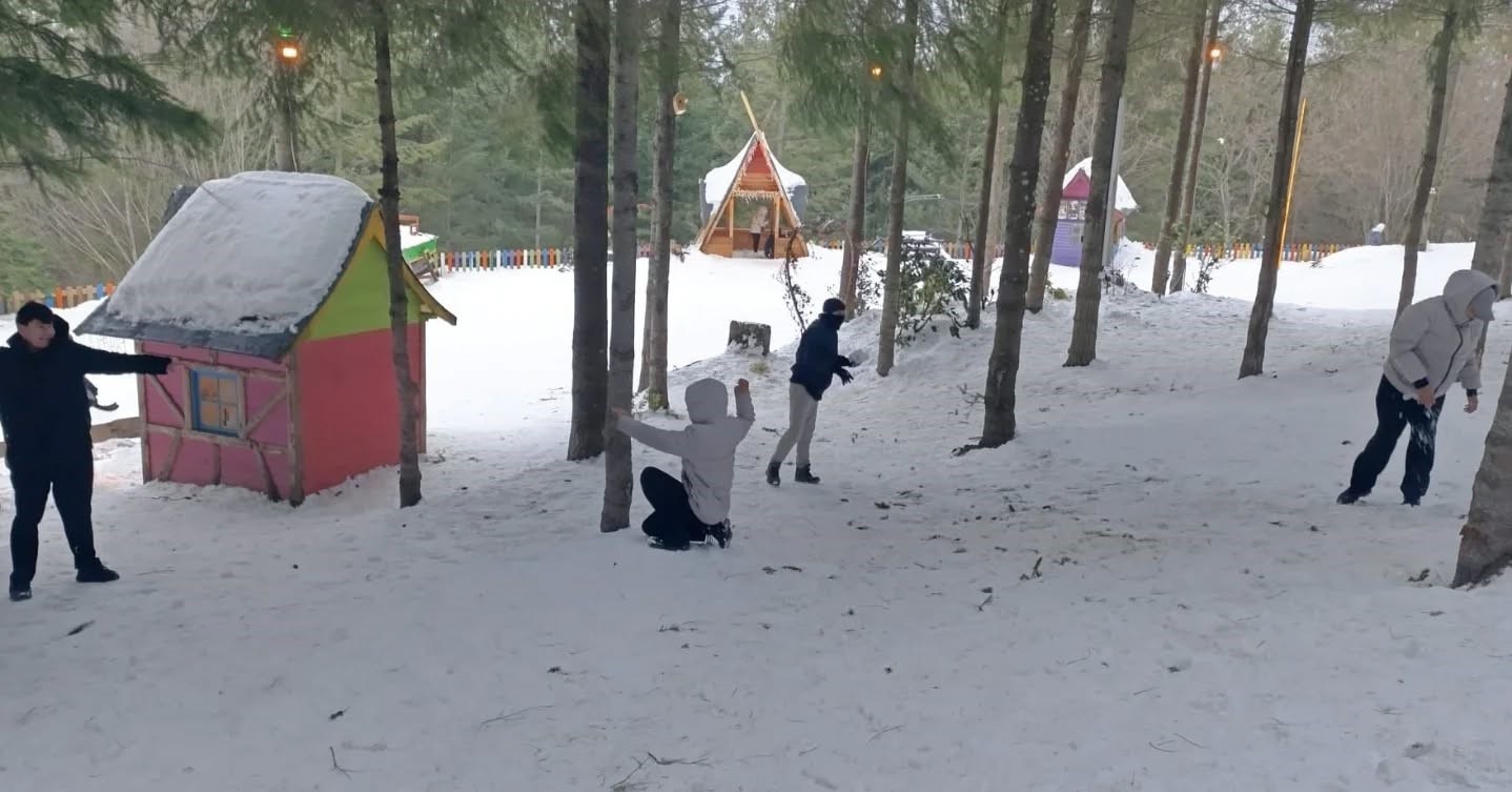 Yarıyıl tatilinde &ccedil;ocuklar Kartepe keyfi yaşadı
