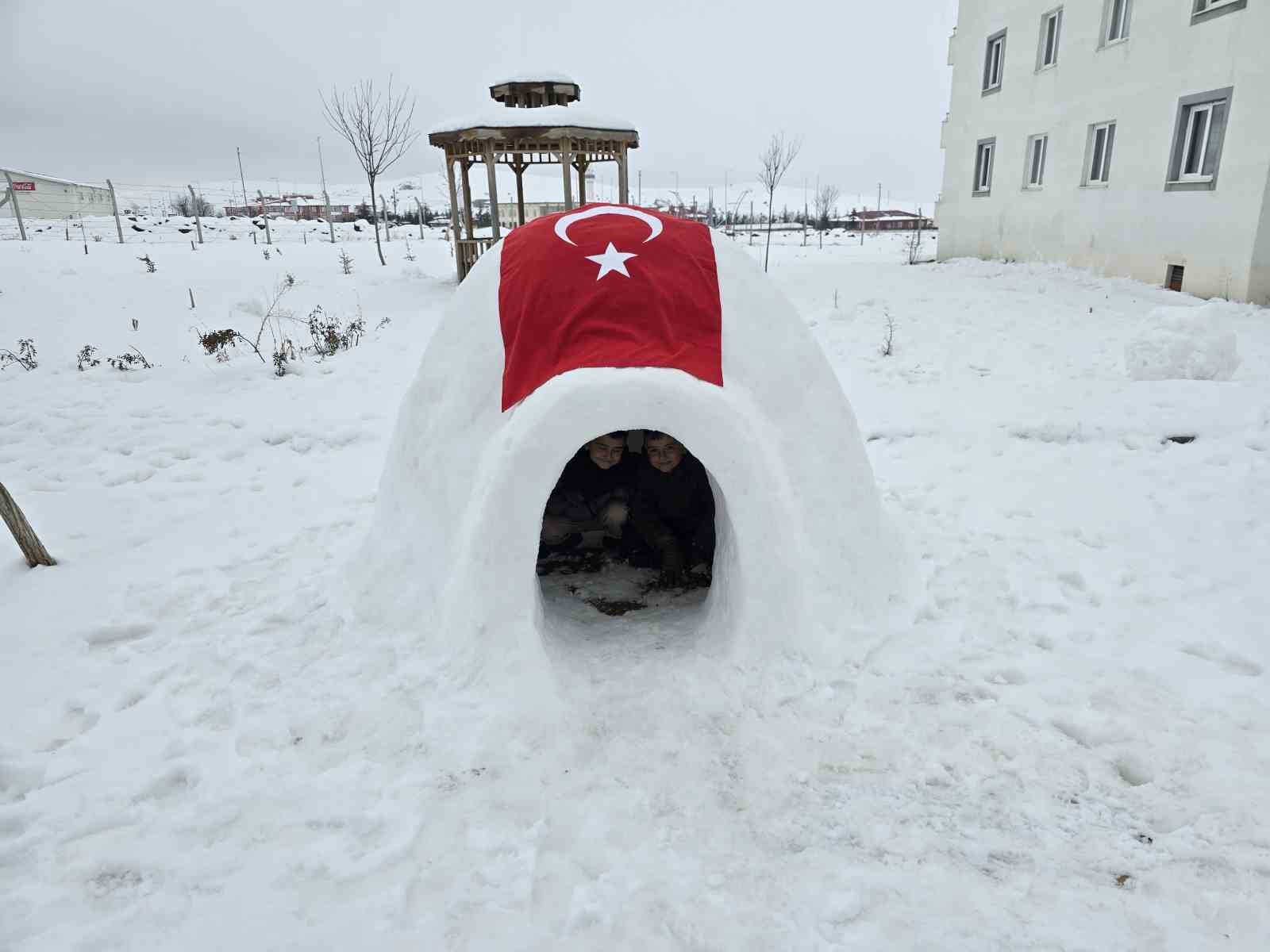 Bu eskimo evi Alaska&rsquo;da değil Yozgat&rsquo;ta
