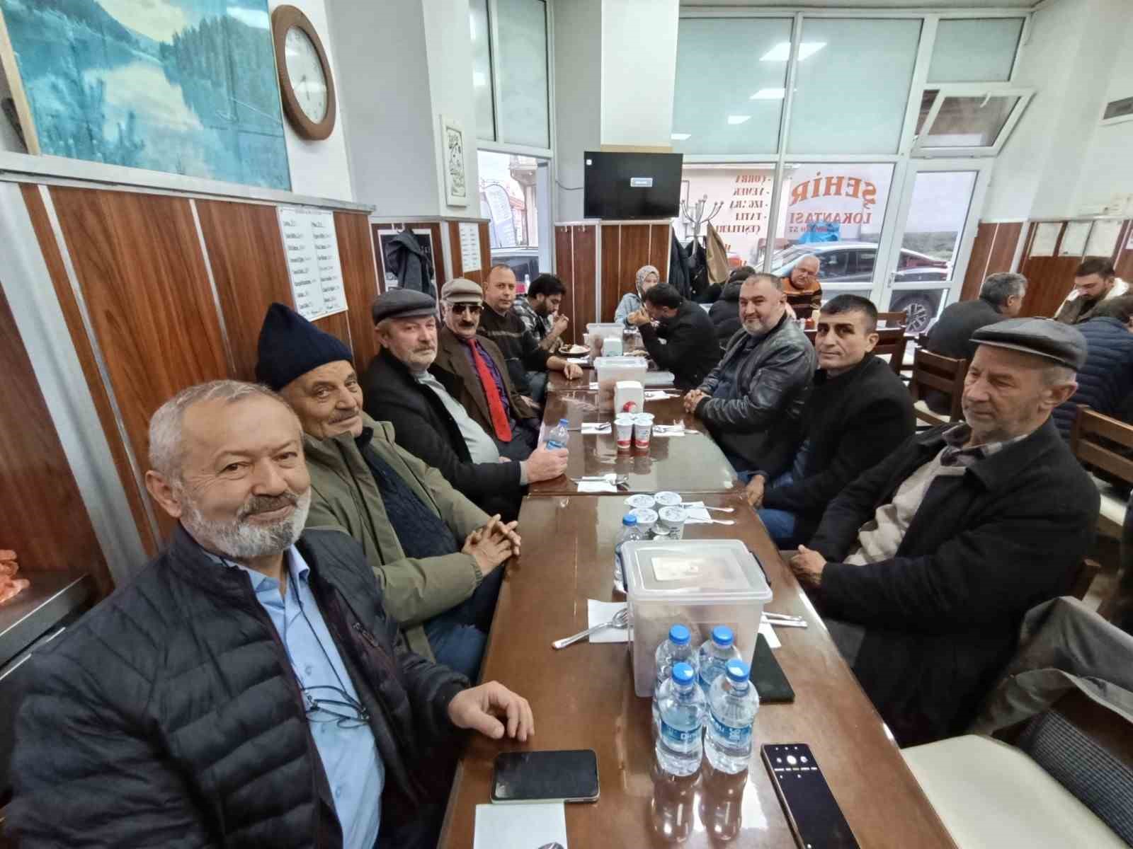 Pazaryeri İl&ccedil;e &Ouml;zel İdare M&uuml;d&uuml;r&uuml; Ayhan &Ouml;zt&uuml;rk&rsquo;e duygusal veda
