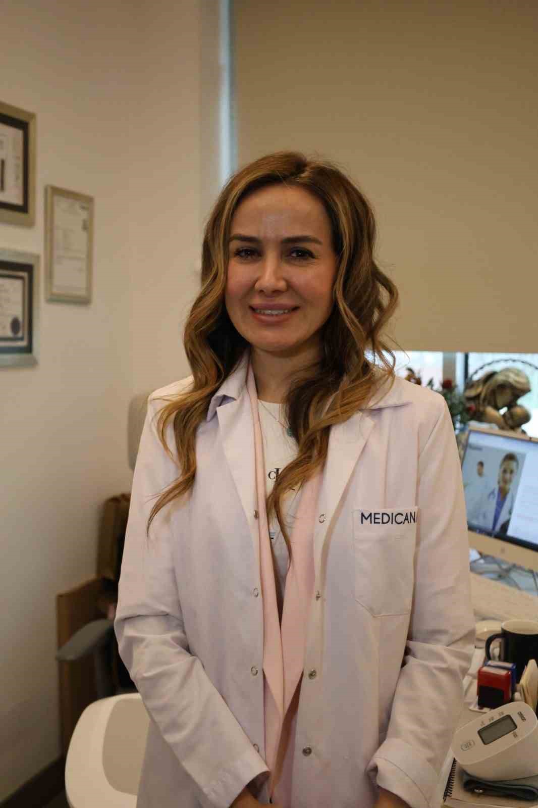 Erken tanı hayat kurtarıyor: Rahim ağzı kanserine karşı aşı ve tarama uyarısı
