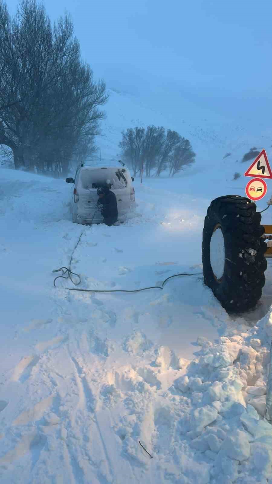 Kayseri&rsquo;de 333 yol ulaşıma a&ccedil;ıldı

