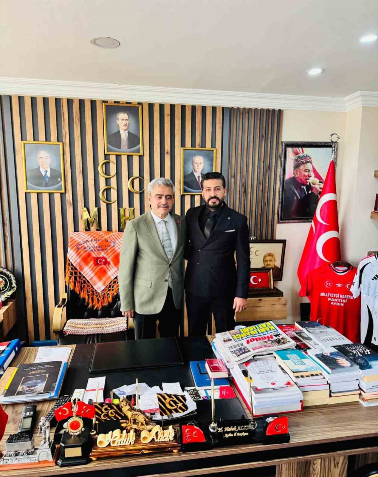 MHP Aydın&rsquo;da bayrak değişimi
