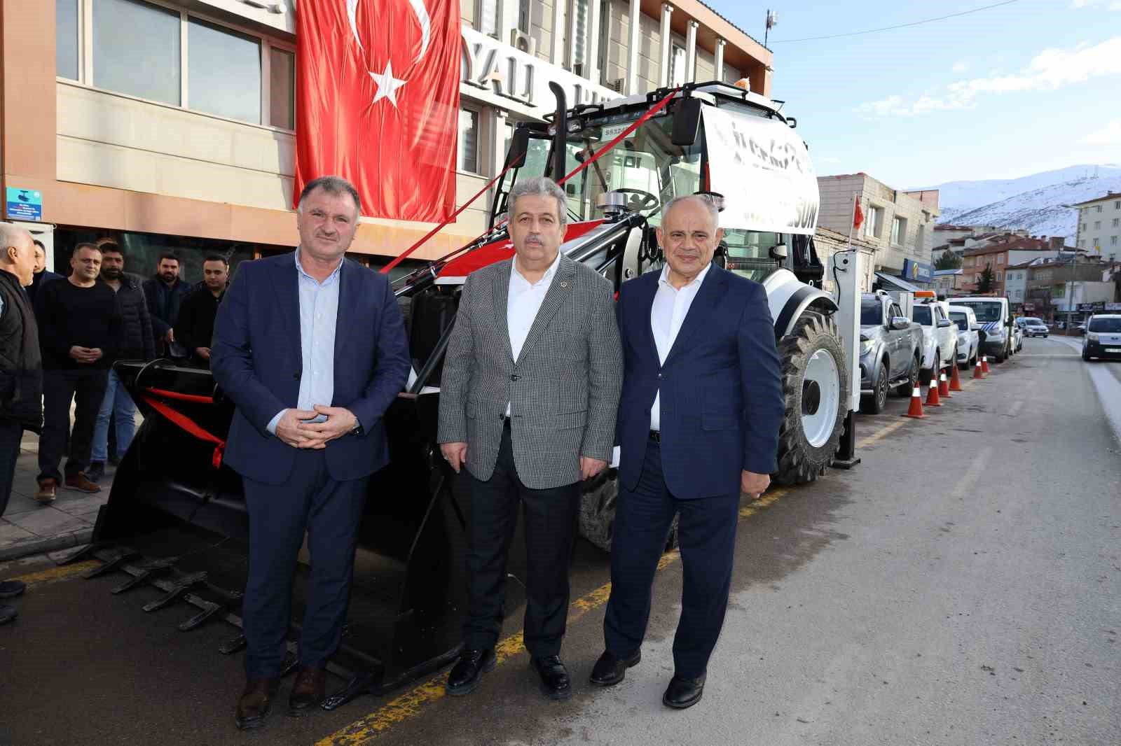 Yahyalı Belediyesi ara&ccedil; filosunu g&uuml;&ccedil;lendirmeye devam ediyor
