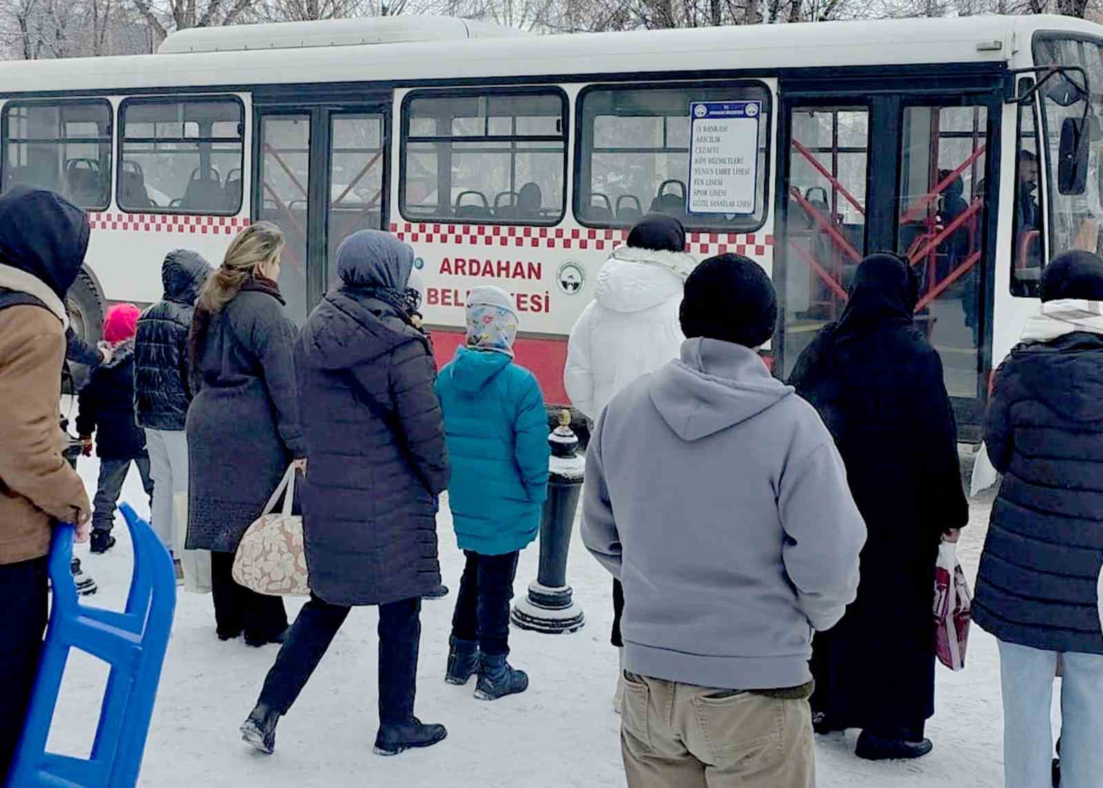 Belediyeden kayak merkezine ücretsiz servis