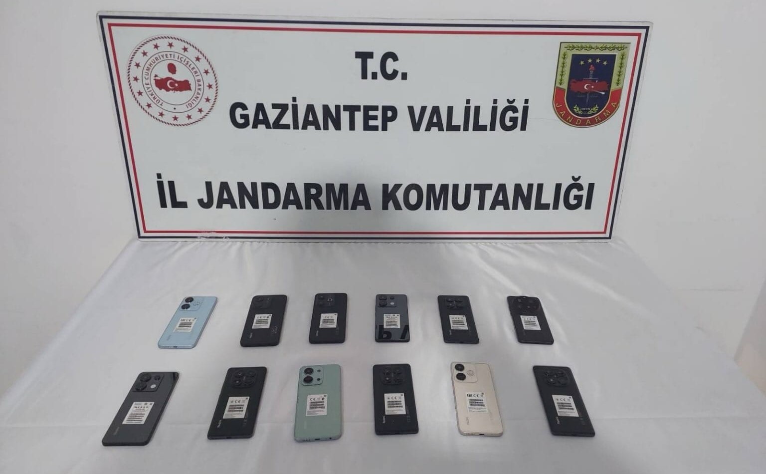 Gaziantep&rsquo;te 1,8 milyon TL değerinde elektronik eşya ele ge&ccedil;irildi: 2 g&ouml;zaltı
