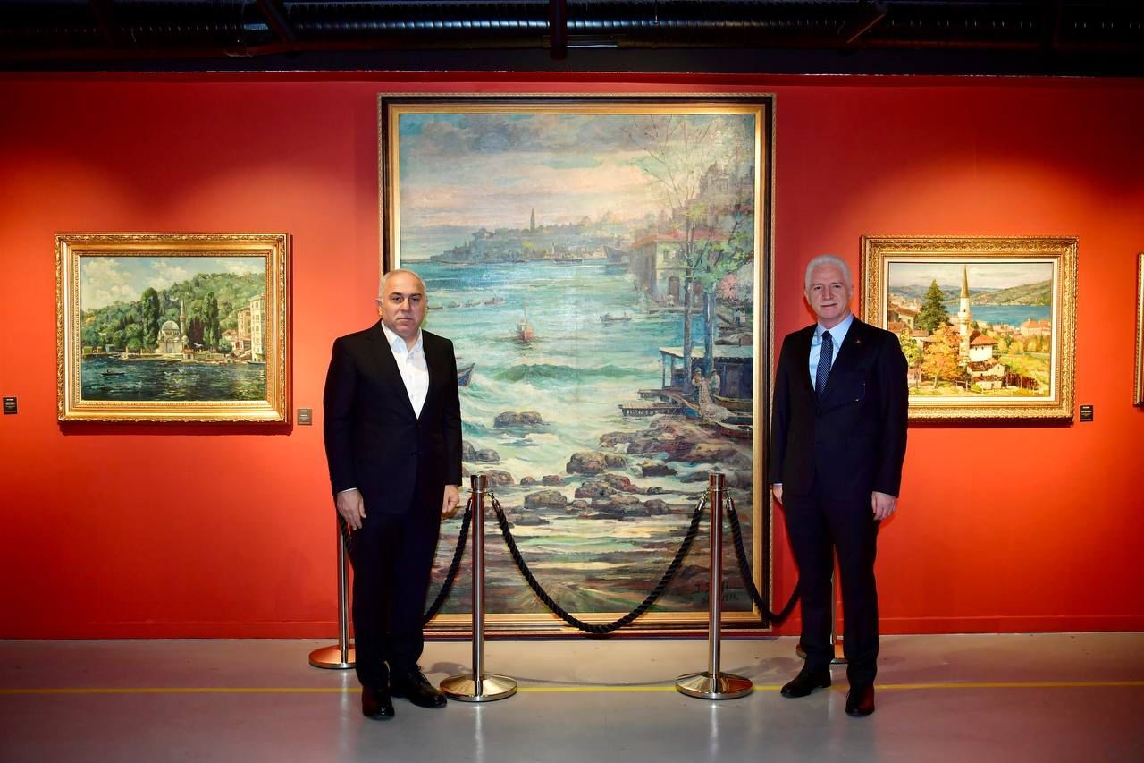 Vali G&uuml;l&rsquo;den "SafiStanbul" İbrahim Safi Sergisi&rsquo;ne ziyaret
