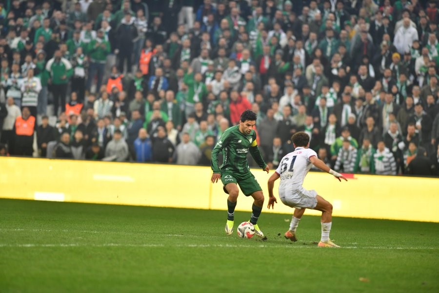 TFF 2. Lig: Bursaspor: 3 - Yeni Mersin İdman Yurdu: 0
