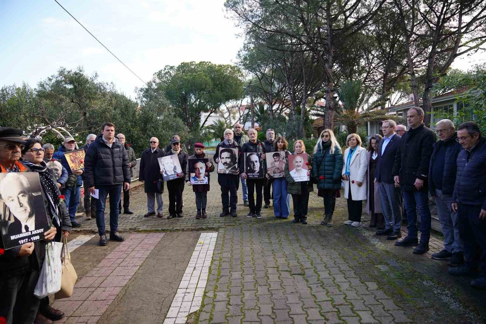 Ayvalık’ta Uğur Mumcu unutulmadı