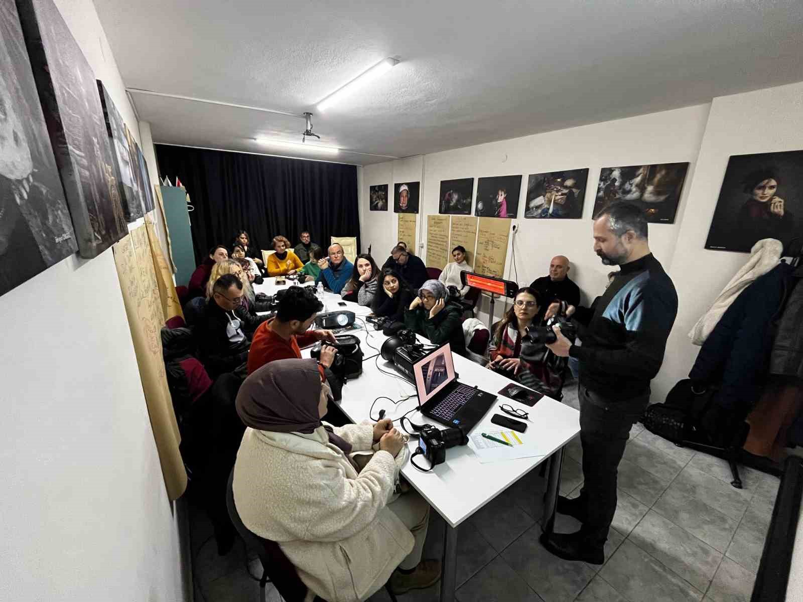 SALFOD’tan fotoğrafa ilgi duyanlara uygulamalı atölye çalışması