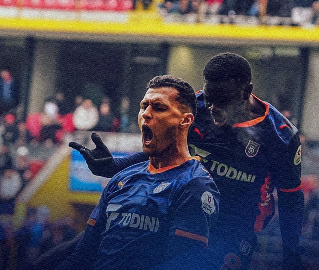 Trendyol Süper Lig: Kayserispor: 0 - RAMS Başakşehir: 1 (İlk yarı)