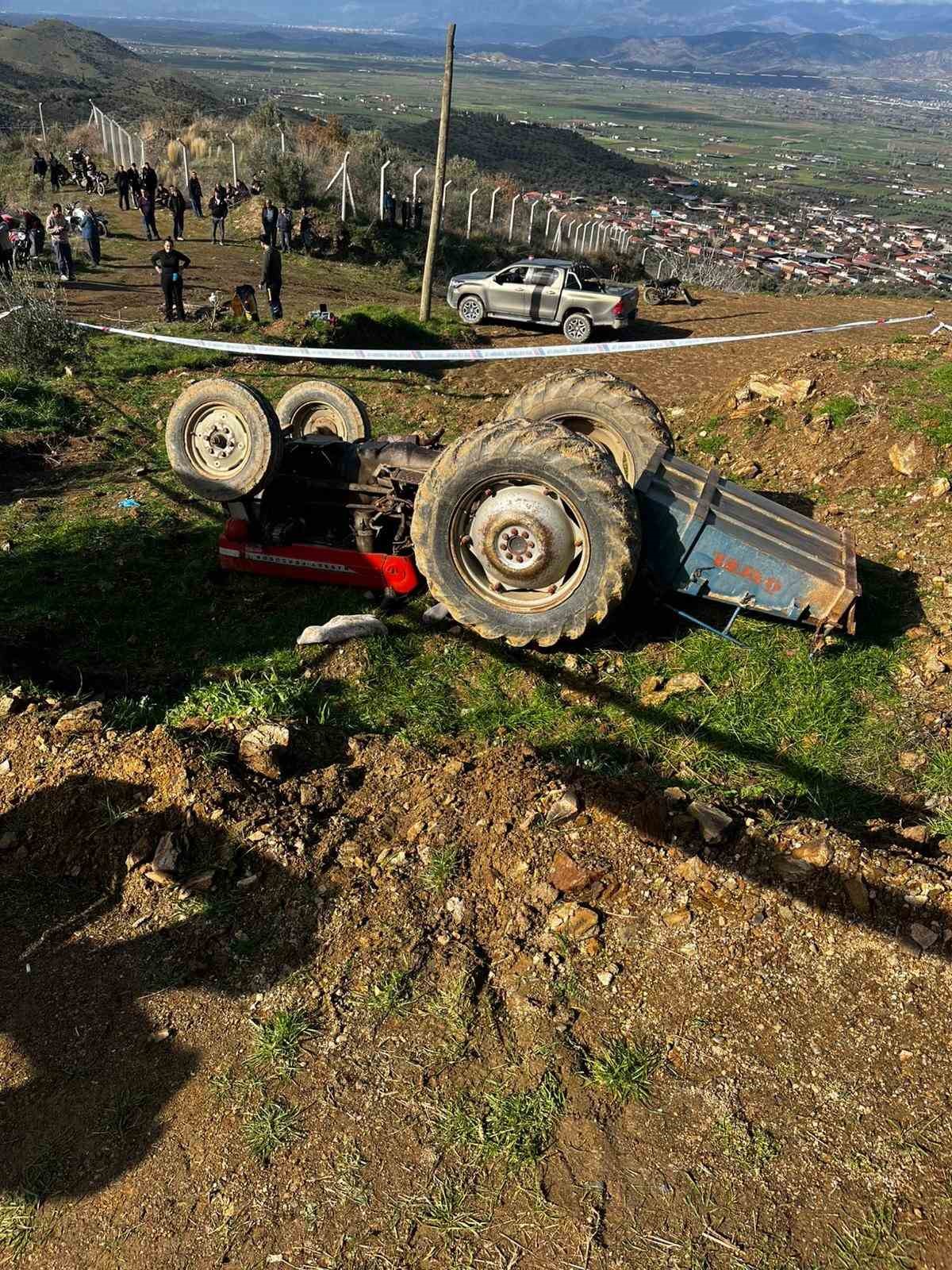 Şarampole devrilen trakt&ouml;r s&uuml;r&uuml;c&uuml;s&uuml; hayatını kaybetti
