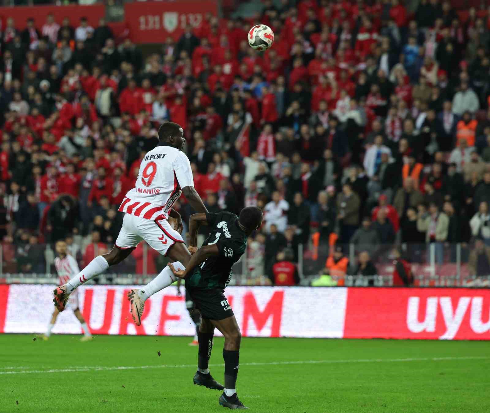 Trendyol Süper Lig: Samsunspor: 0 - Kocaelispor: 0 (Maç sonucu)