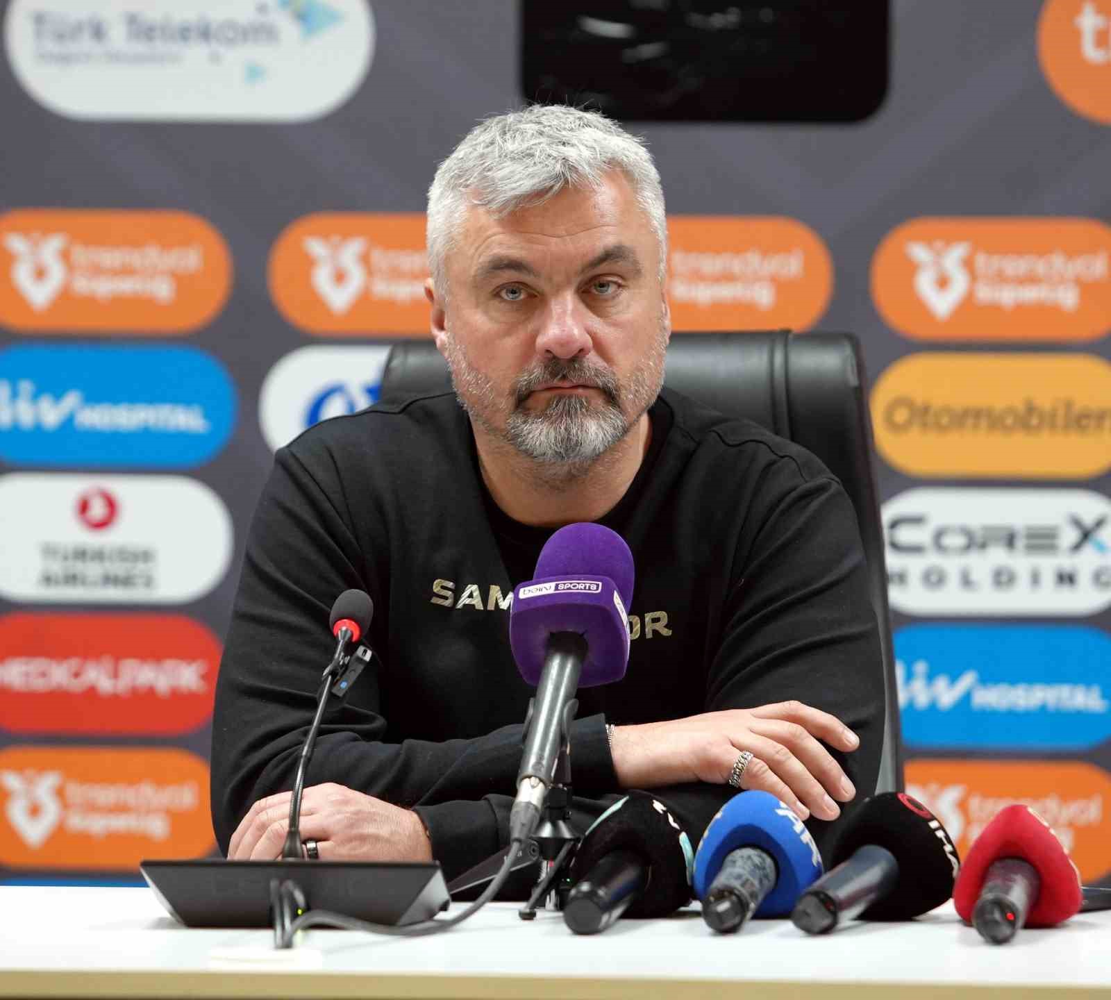 Thomas Reis: "Her gün güneşli günler olmuyor"