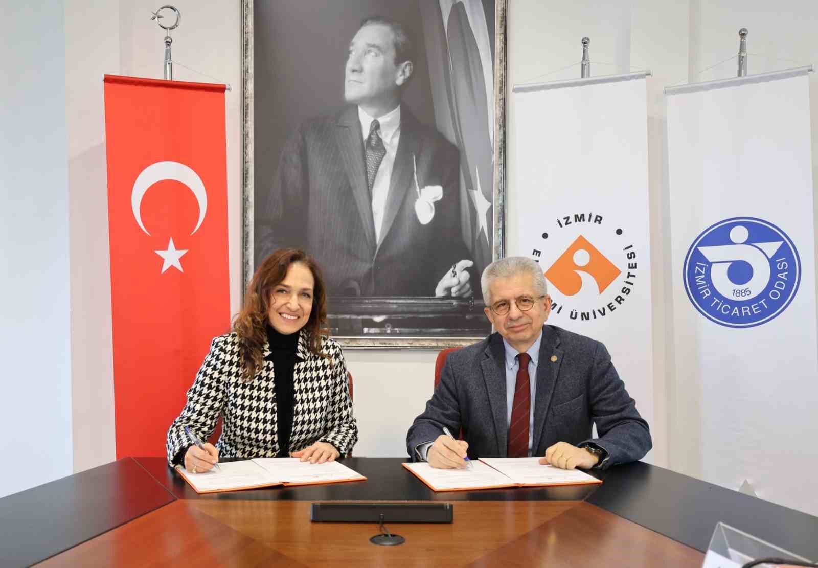 İEÜ ile Karşıyaka buluştu, kazanan çocuklar oldu