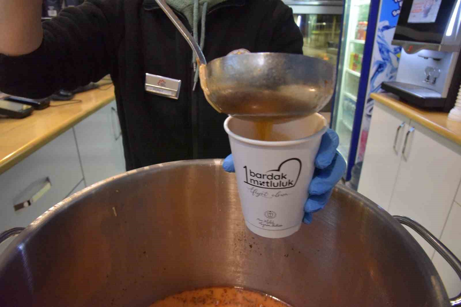 Bilecik&rsquo;te sınav haftasında &ouml;ğrencilere sıcak &ccedil;orba desteği
