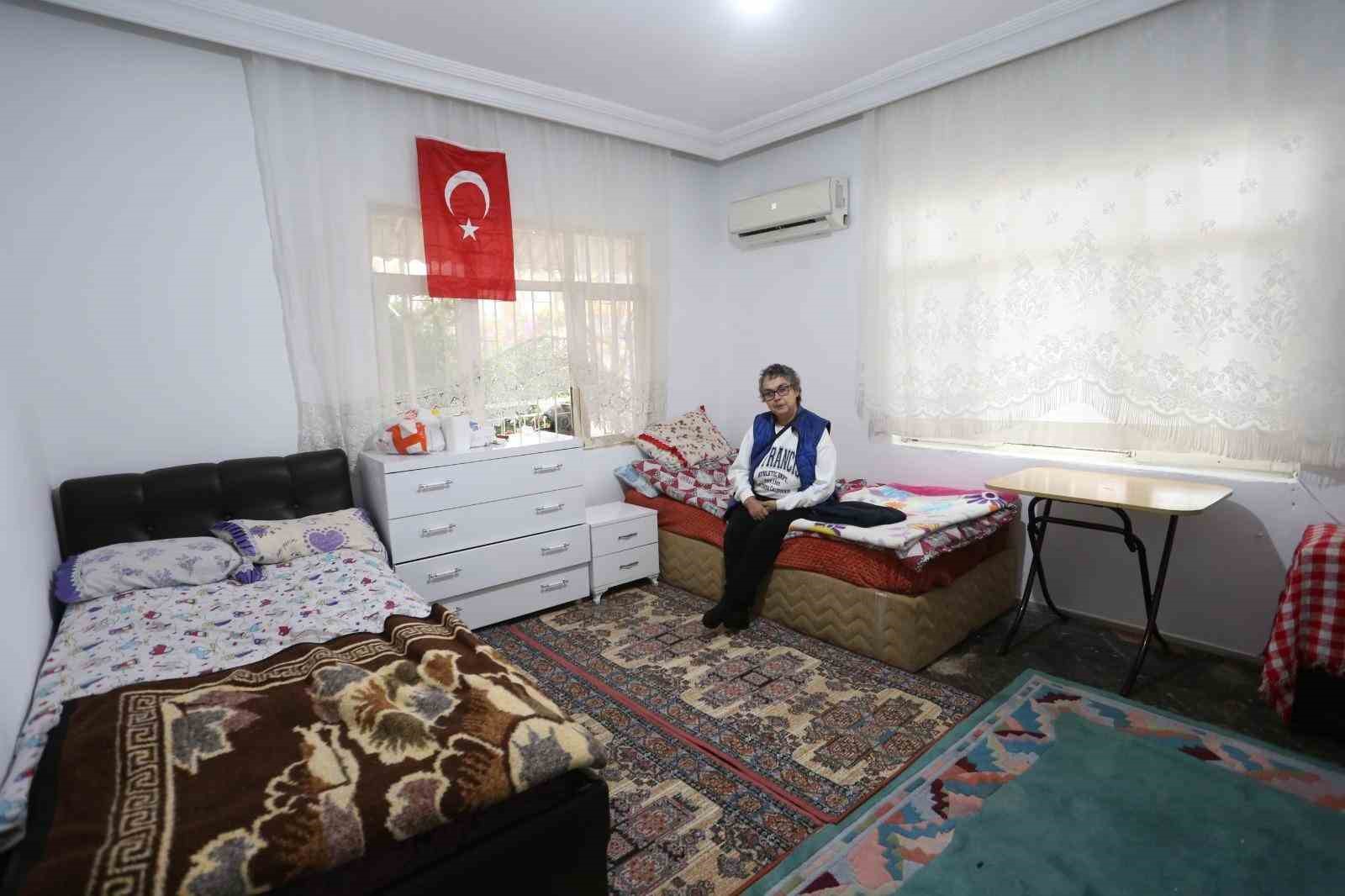 Elif teyzenin evi de hayalleri de yenilendi