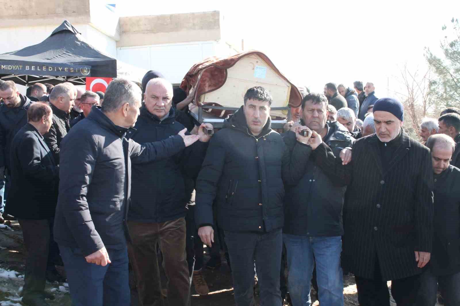 İş adamı Mahsun Altunkaya&rsquo;nın yeğeni toprağa verildi
