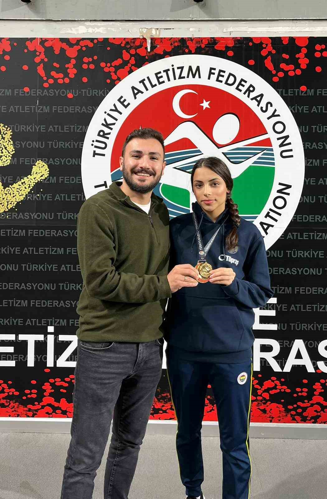 Aydınlı atlet T&uuml;rkiye Şampiyonu oldu
