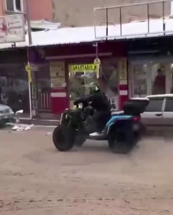 Gaziantep’te drift atan 2 sürücüye ceza: Tehlike saçtıkları anlar kamerada