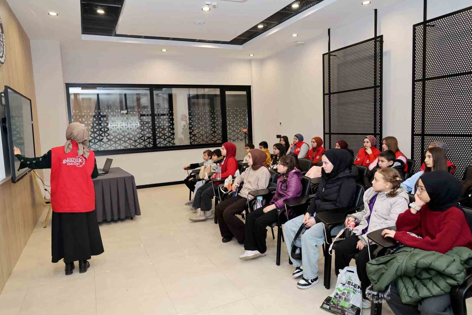 Gençlik Meclisi’nden dolu dolu tatil etkinlikleri